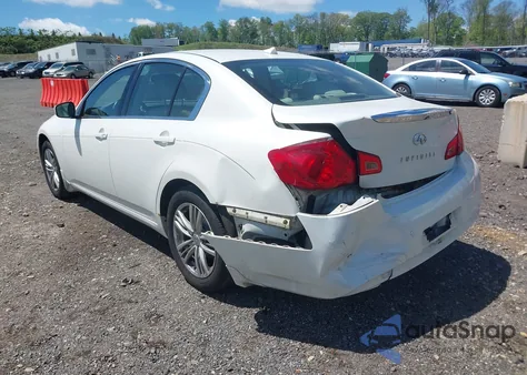 2010 Infiniti G37X из США, поврежденный, VIN JN1CV6AR0AM452963